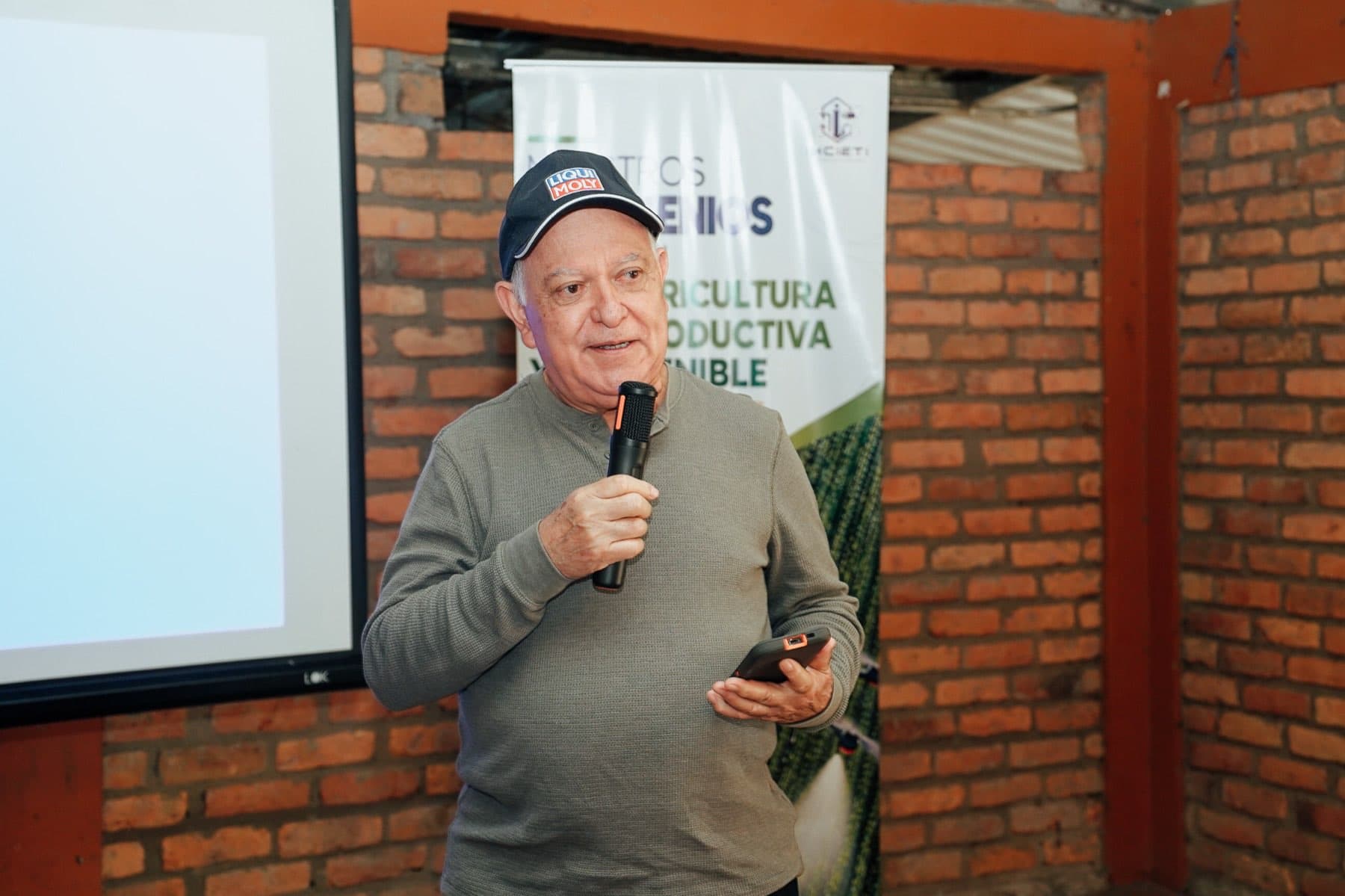 Intervención de un investigador del sector forestal